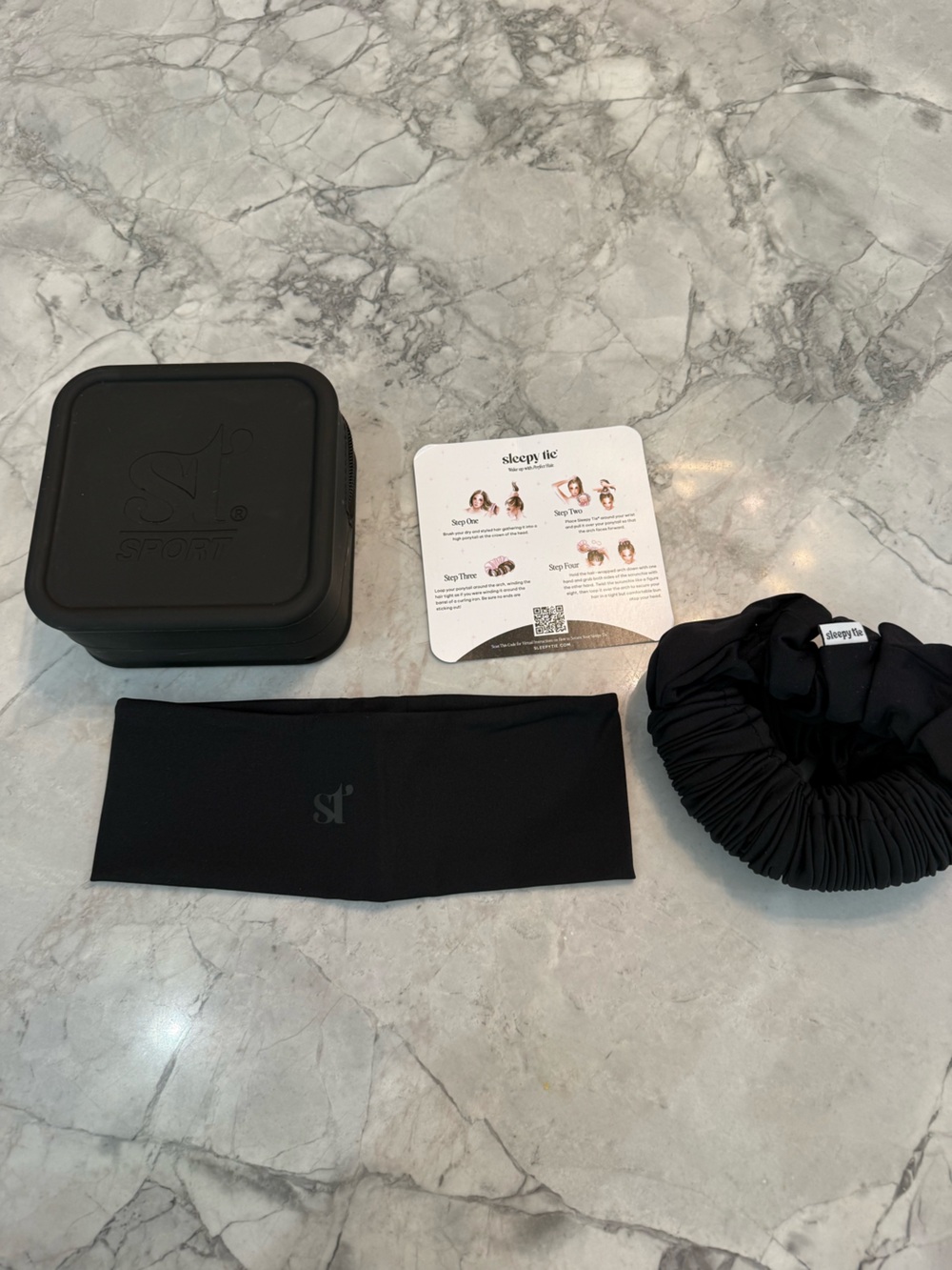 Sleepy Tie The Sporty Set Brand New Black w Travel Case Size Small